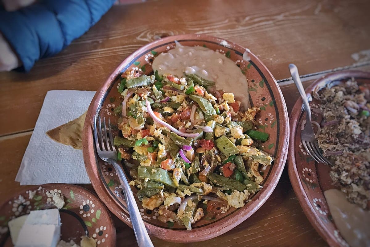 Nopales con huevo