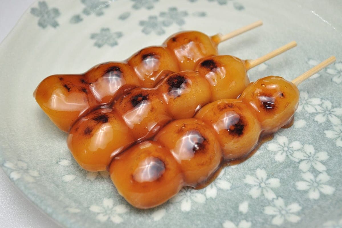 Dango mitarashi