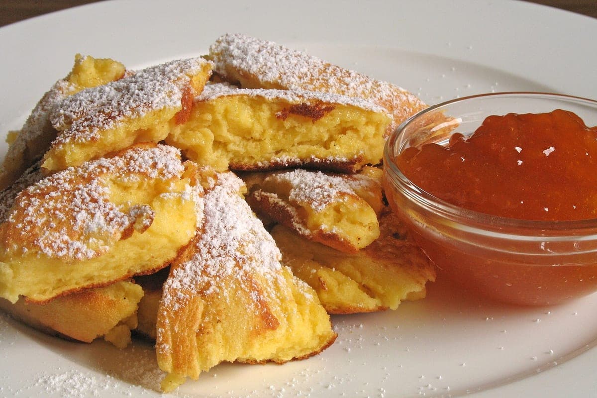 Kaiserschmarrn (tortita desmenuzada)