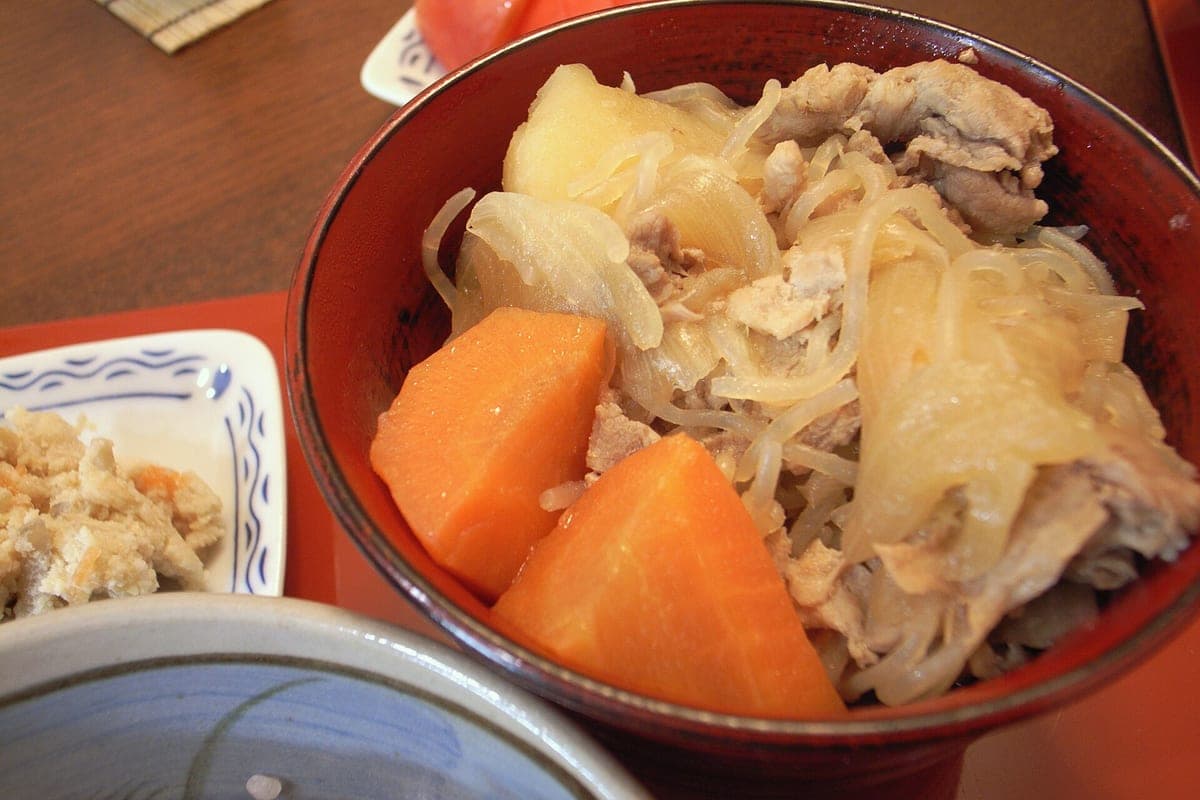 Niku jaga (estofado de carne y patata)
